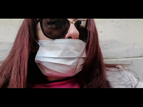 ❤️ Nicoletta hevner seg på naboen og tisser i garasjen hans (Special Covid19 Italian Quarantine) ️❌ Bare porno hos oss ☑