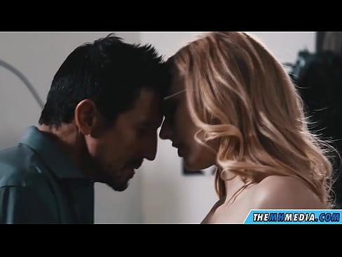 ❤️ Romantisk sex med en sløv blondine ️❌ Bare porno hos oss ☑