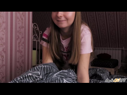 ❤️ Blondie suger BFF's dypt og får sperm i munnen ️❌ Bare porno hos oss ☑